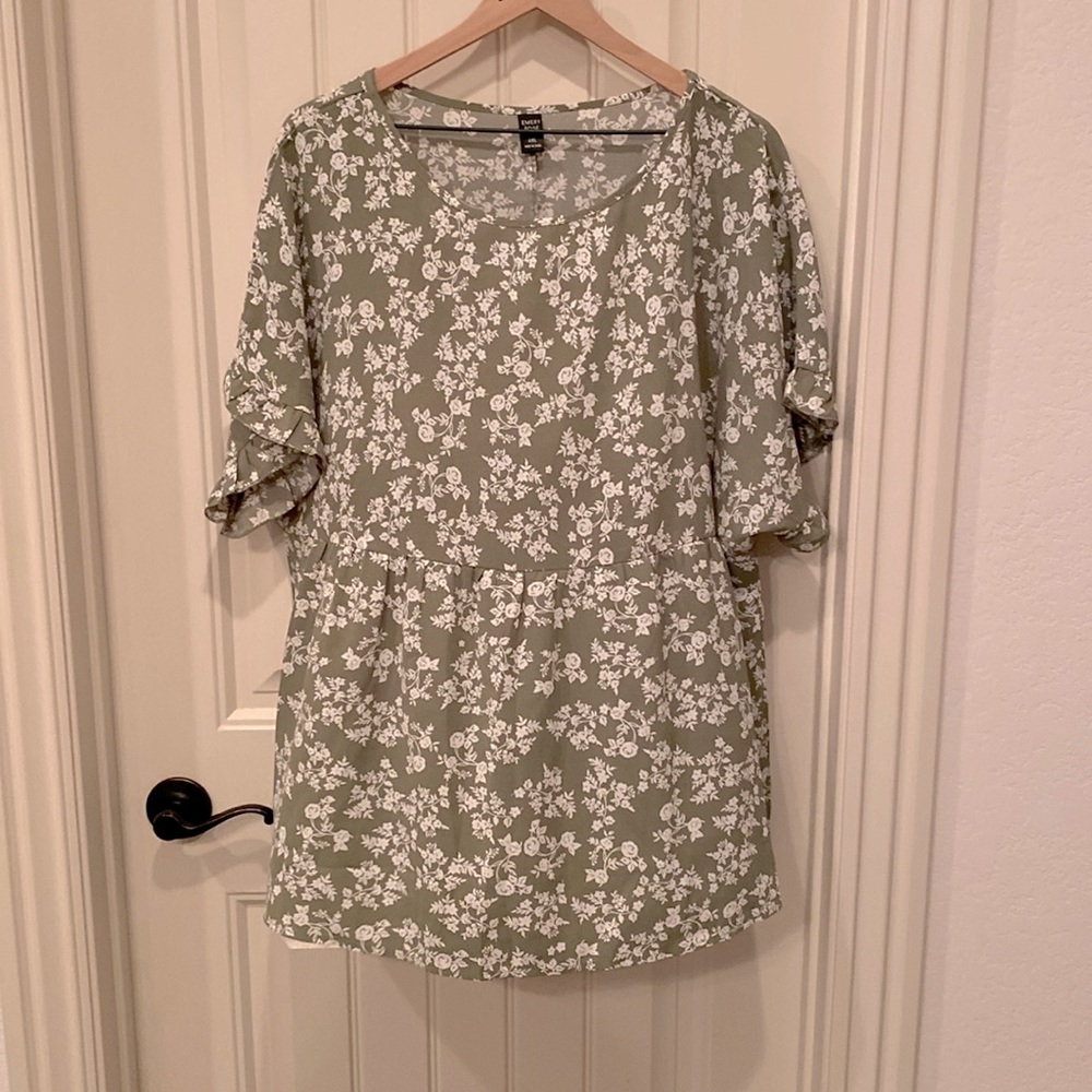 Green Floral SHEIN Peplum Blouse 4X